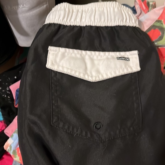 Boys XL Hurley Lined Swim Shorts - Picture 4 of 4